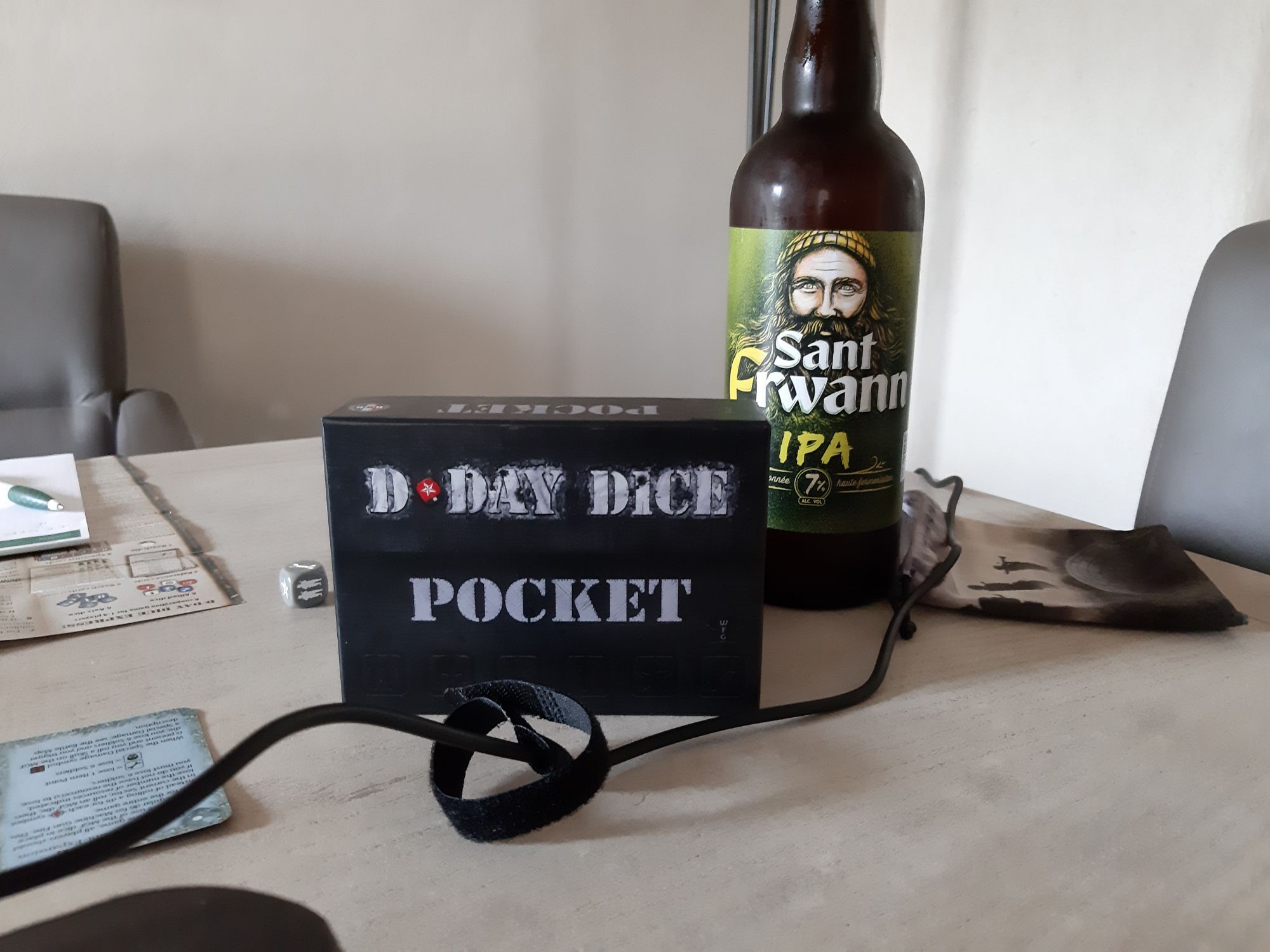 D Day Dice Pocket